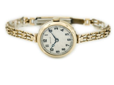 Ladies Rolex 9ct 1930 Guilloche Dial .